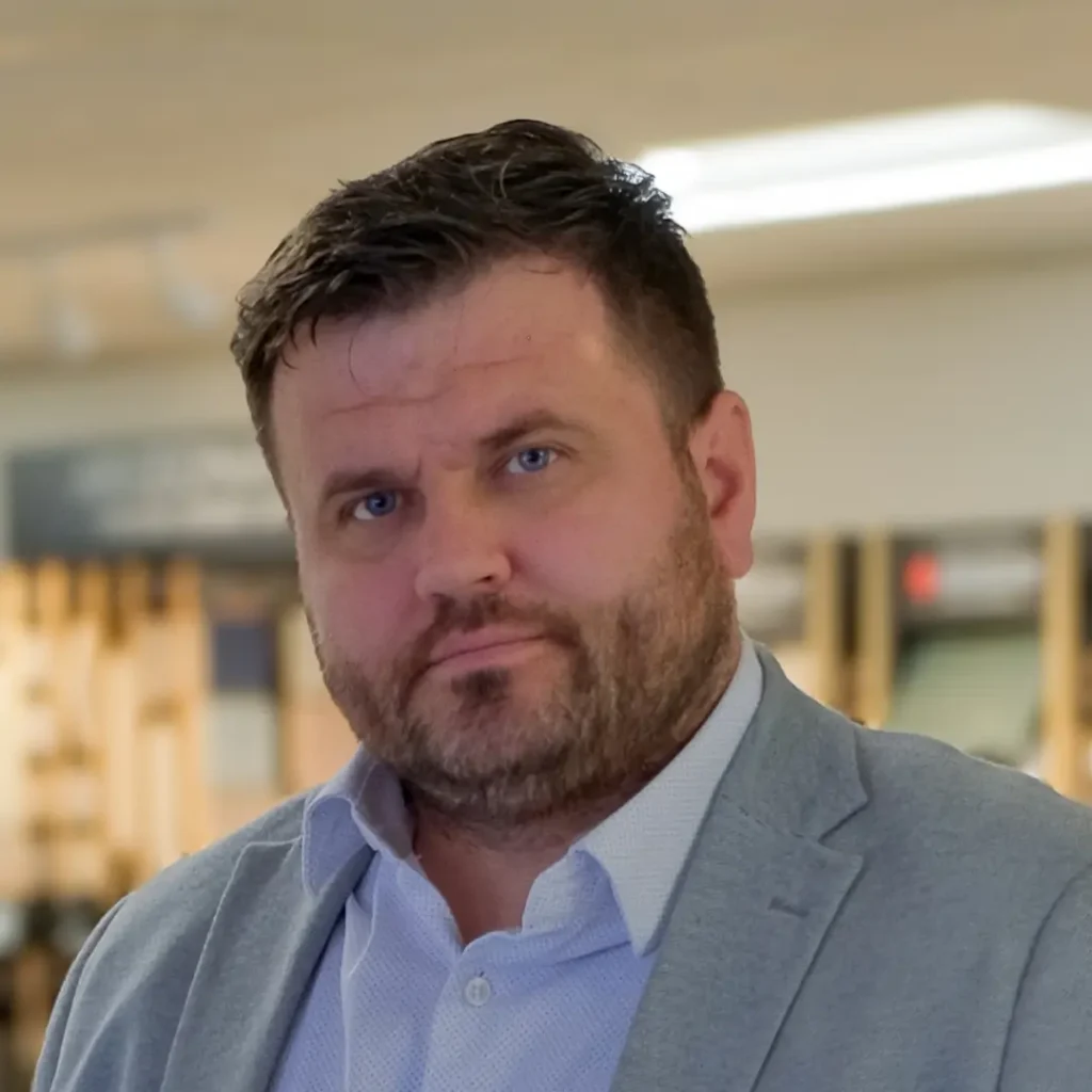 Viorel Focsa Professional Headshot